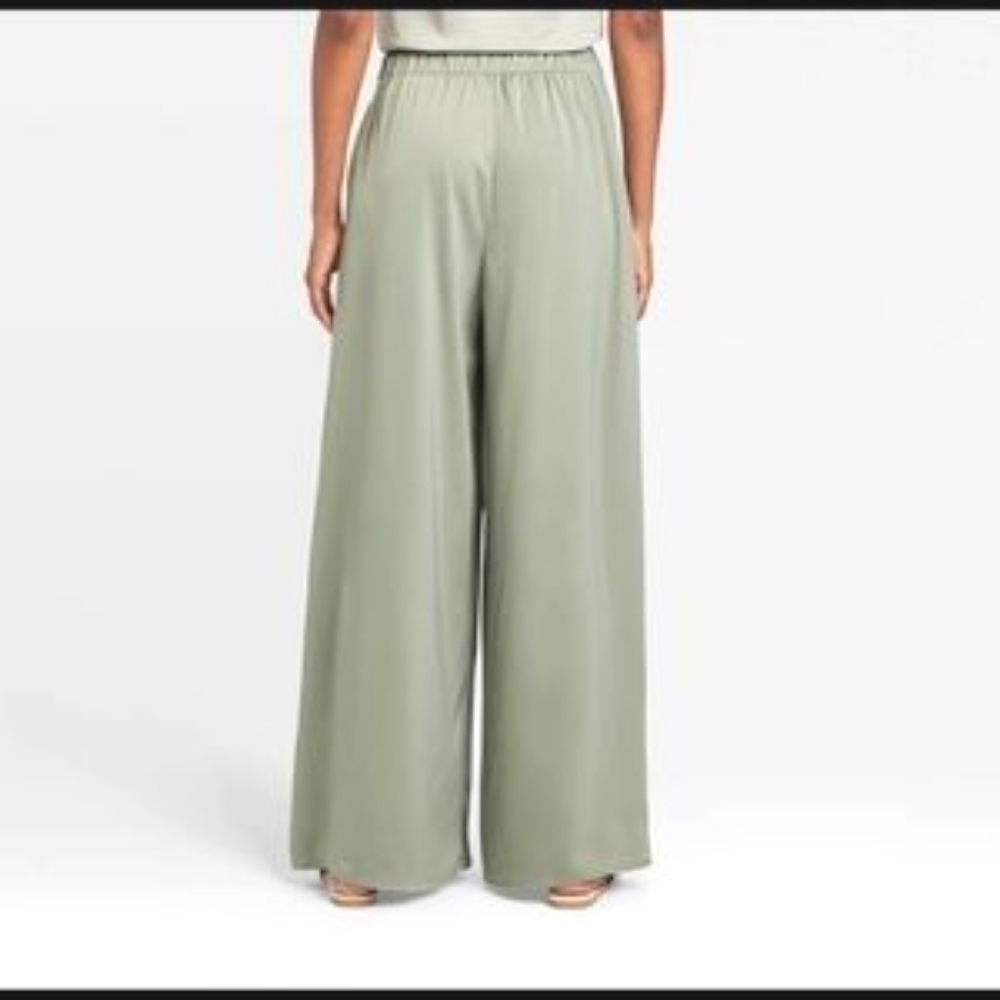 Prologue Green Mid-Rise Silky Wide Leg Pants - Picture 2 of 4